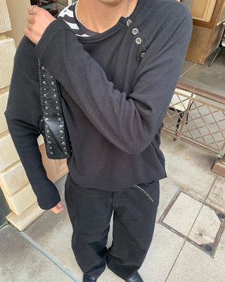 Side-button long-sleeved cut and sew