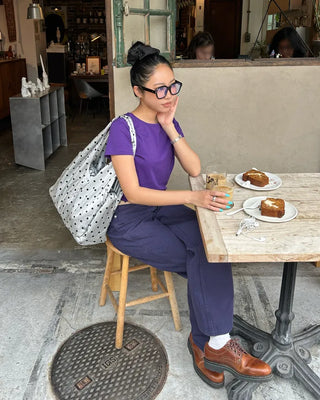 Semi-cropped short-sleeve T-shirt