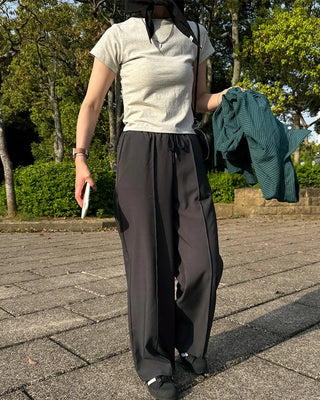 Basic slim-fit cotton T-shirt