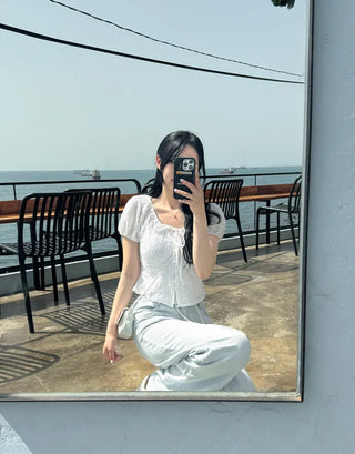 Lace blouse (2 colors)