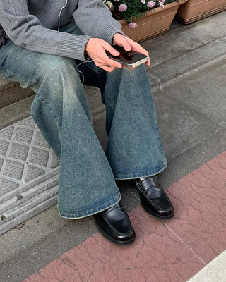 Simple round-toe loafers