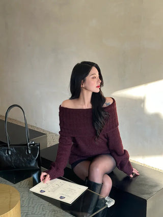 Off-shoulder knit