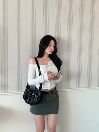 One-shoulder shirred T-shirt