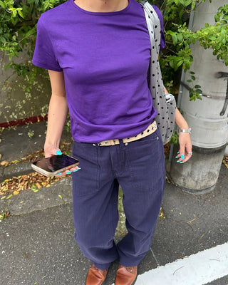 Semi-cropped short-sleeve T-shirt