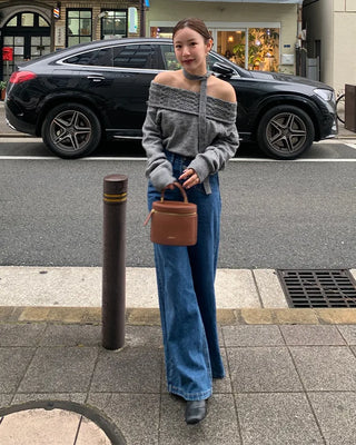 Wrap-off shoulder knit