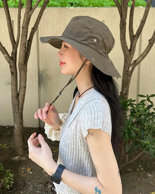 Round neck button collar knit
