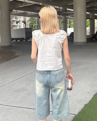 2-Way Gathered Elastic Lace Neck Button Blouse
