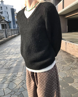 V-neck angora knit