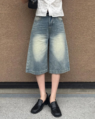 High-waisted flared Bermuda denim pants