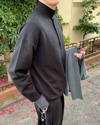 Henley neck wool knit