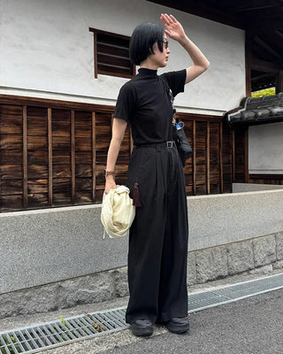 Basic half-neck T-shirt