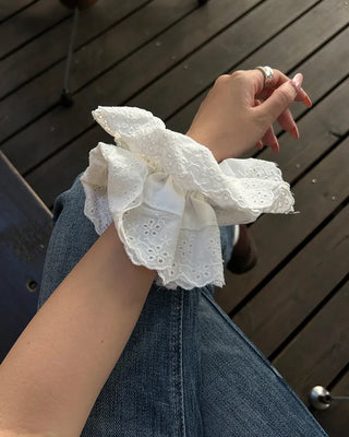 Punching Lace Big Scrunchie