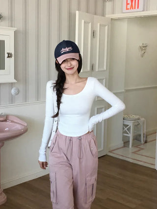 U-neck slim long-sleeved T-shirt
