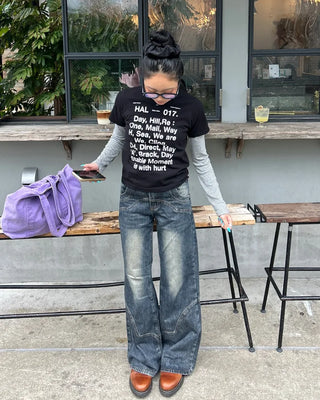 Border Center Metal Tag Long T-Shirt