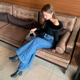 Fur off-shoulder long t-shirt
