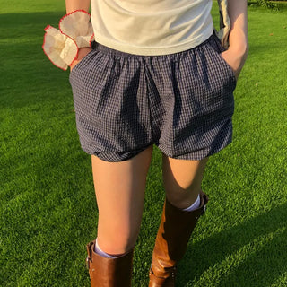 Checked pumpkin elastic waist shorts