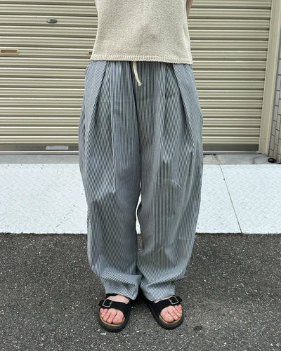 Striped pleated elastic waist pants