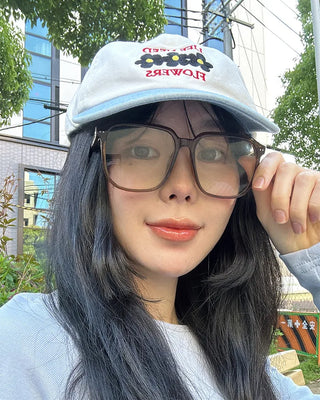 Square Line Glasses