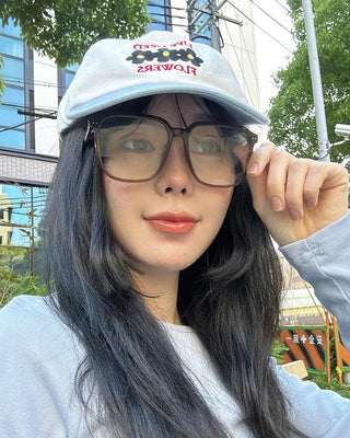 Square Line Glasses