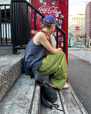 (Unisex) Knee-tuck Easy Nylon Pants