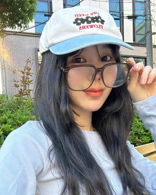 Square Line Glasses