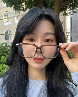 Square Line Glasses
