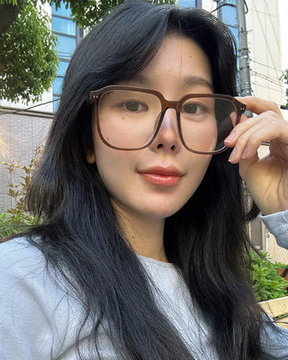 Square Line Glasses