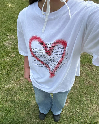 (Unisex) Heart Spray Lettering Half T-shirt