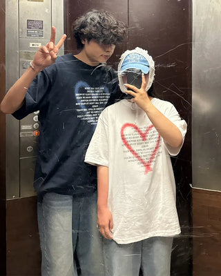 (Unisex) Heart Spray Lettering Half T-shirt