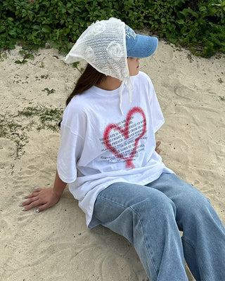 (Unisex) Heart Spray Lettering Half T-shirt