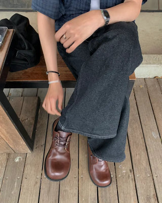 Wide derby shoes