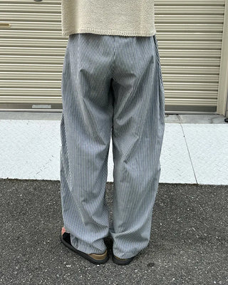 Striped pleated elastic waist pants