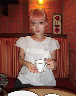 Cap puff sleeve ribbon flare blouse