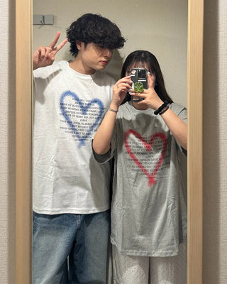 (Unisex) Heart Spray Lettering Half T-shirt