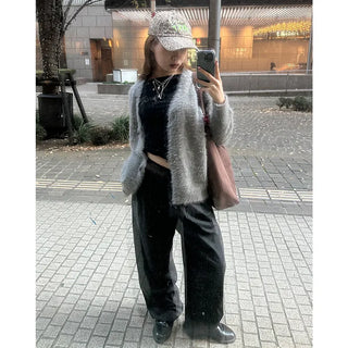 Oversized V-neck cardigan
