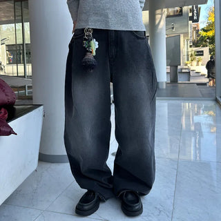 One-tuck wide denim pants