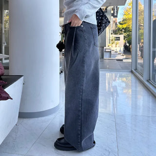 One-tuck wide denim pants