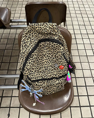 Leopard pattern backpack with zip pockets