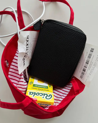 Round Zip Compact Wallet