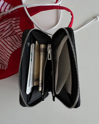 Round Zip Compact Wallet