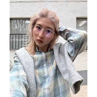 One-pocket loose flannel shirt