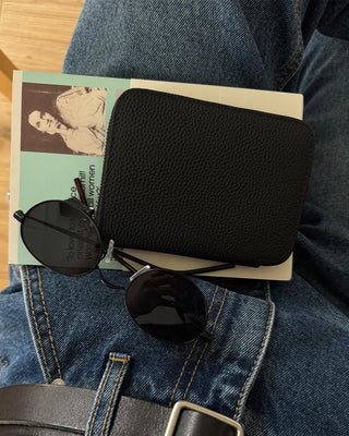 Round Zip Compact Wallet