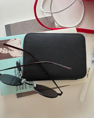 Round Zip Compact Wallet