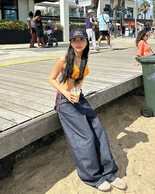 Hip studded flap pocket rigid balloon jeans