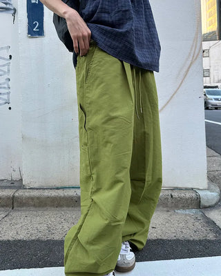 (Unisex) Knee-tuck Easy Nylon Pants