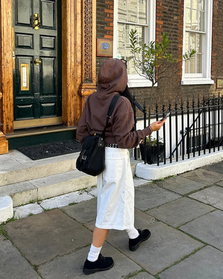 (Unisex) One-tuck cotton Bermuda shorts