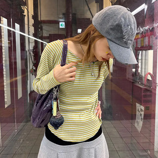 Striped boat neck long-sleeved T-shirt