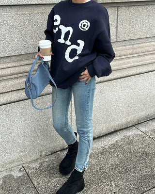 (Unisex) end lettering brushed fleece sweatshirt