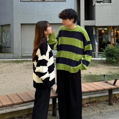 (Unisex) Bold Border Cable Knit