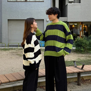 (Unisex) Bold Border Cable Knit